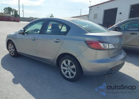 2011 Mazda Mazda3 I Sport из США, поврежденный, VIN JM1BL1UG1B1492144